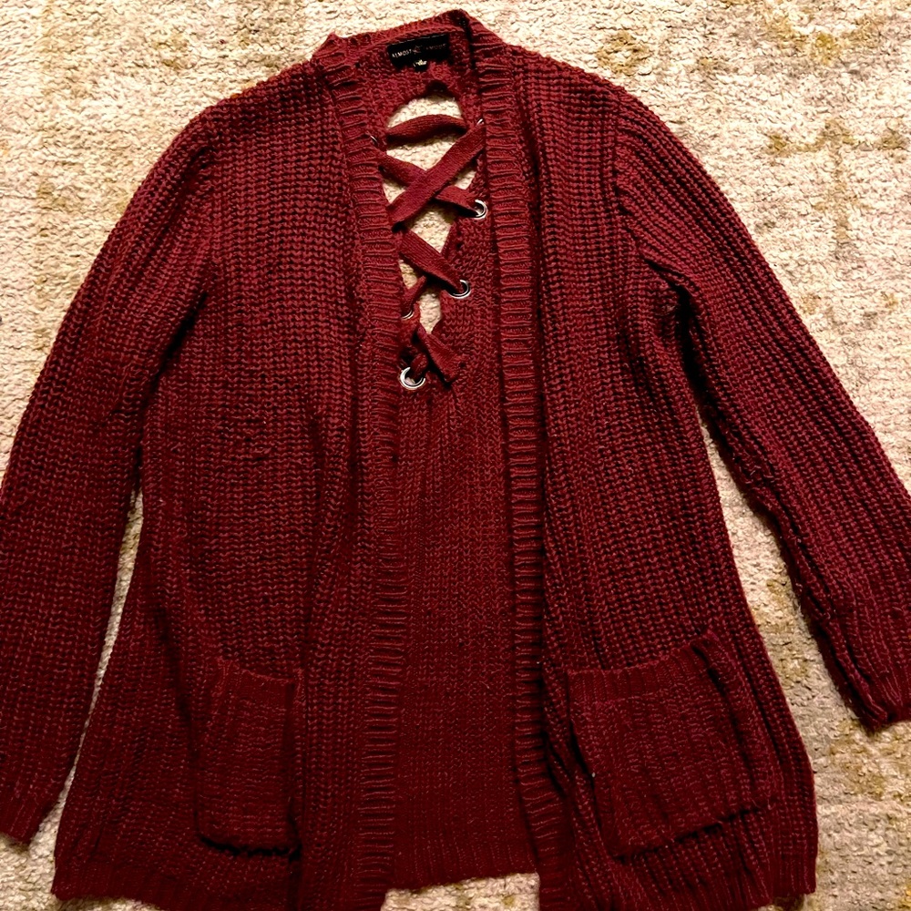 Comfortable knitted Womens cardigan with detailed back